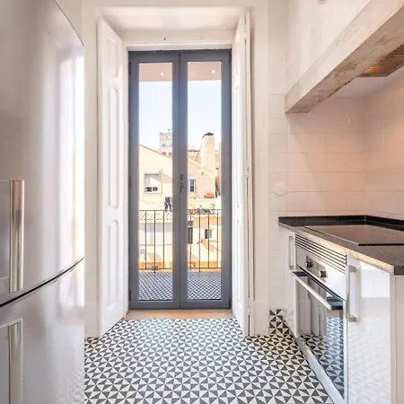 Guestready - Cardo White * Lisboa