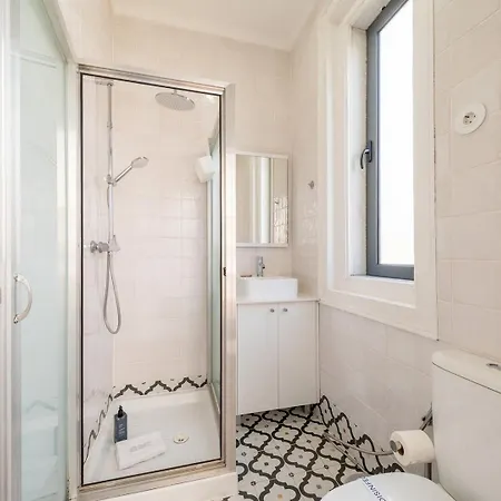 Appartamento Guestready - Splendid With Balcony In Lisbona